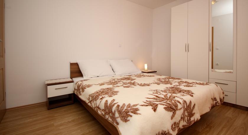 Apartments Koritnik Punat Pokoj fotografie